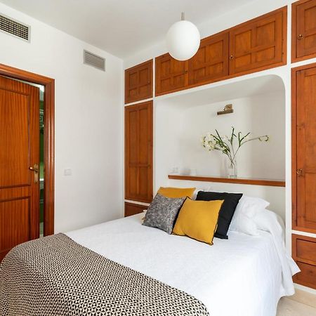 Vr Excelente Ubicacion Luminoso Apt Para Parejas Seville Luaran gambar