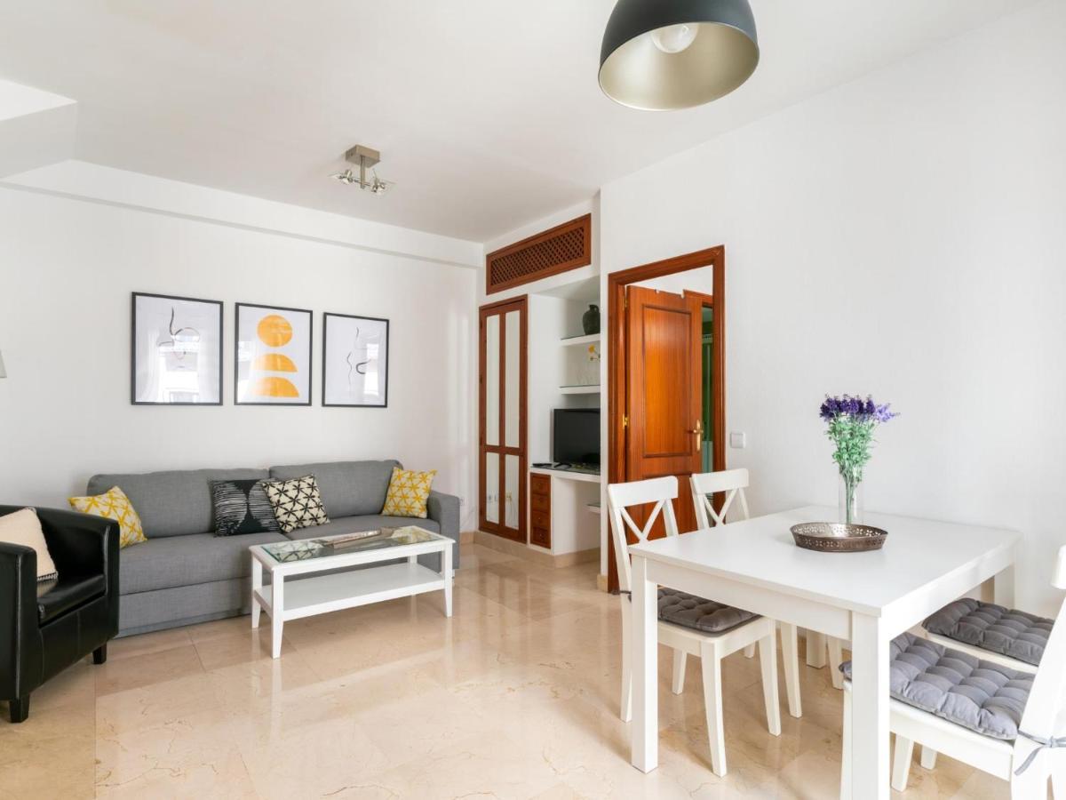 Vr Excelente Ubicacion Luminoso Apt Para Parejas Seville Luaran gambar