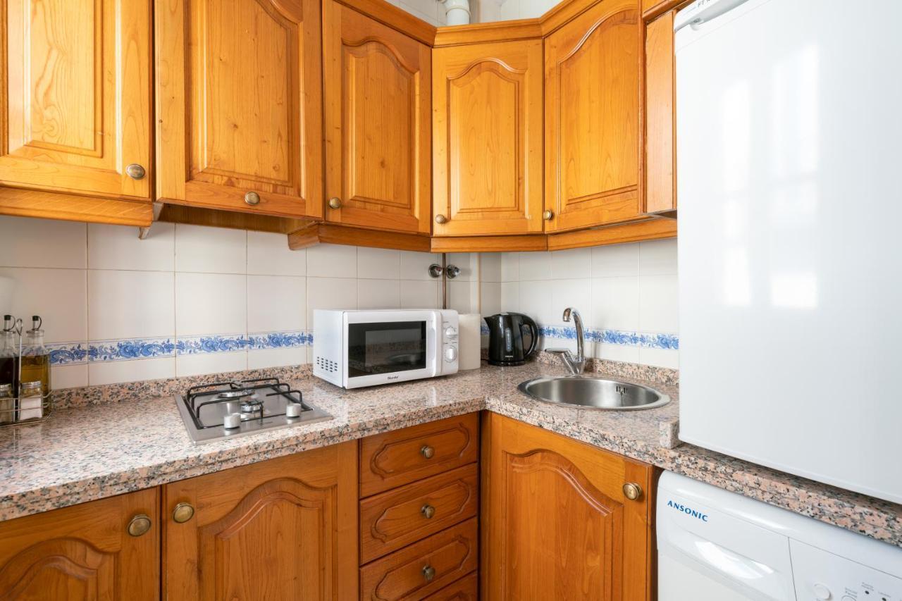 Vr Excelente Ubicacion Luminoso Apt Para Parejas Seville Luaran gambar